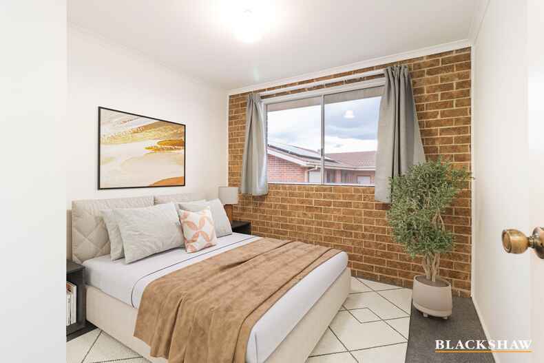 1/30 Mowatt Street Queanbeyan East
