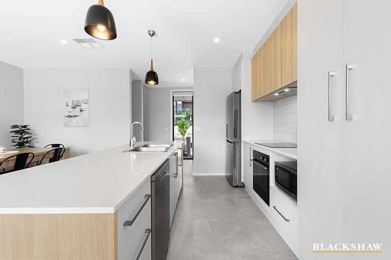 20/50  McMichael Terrace Denman Prospect