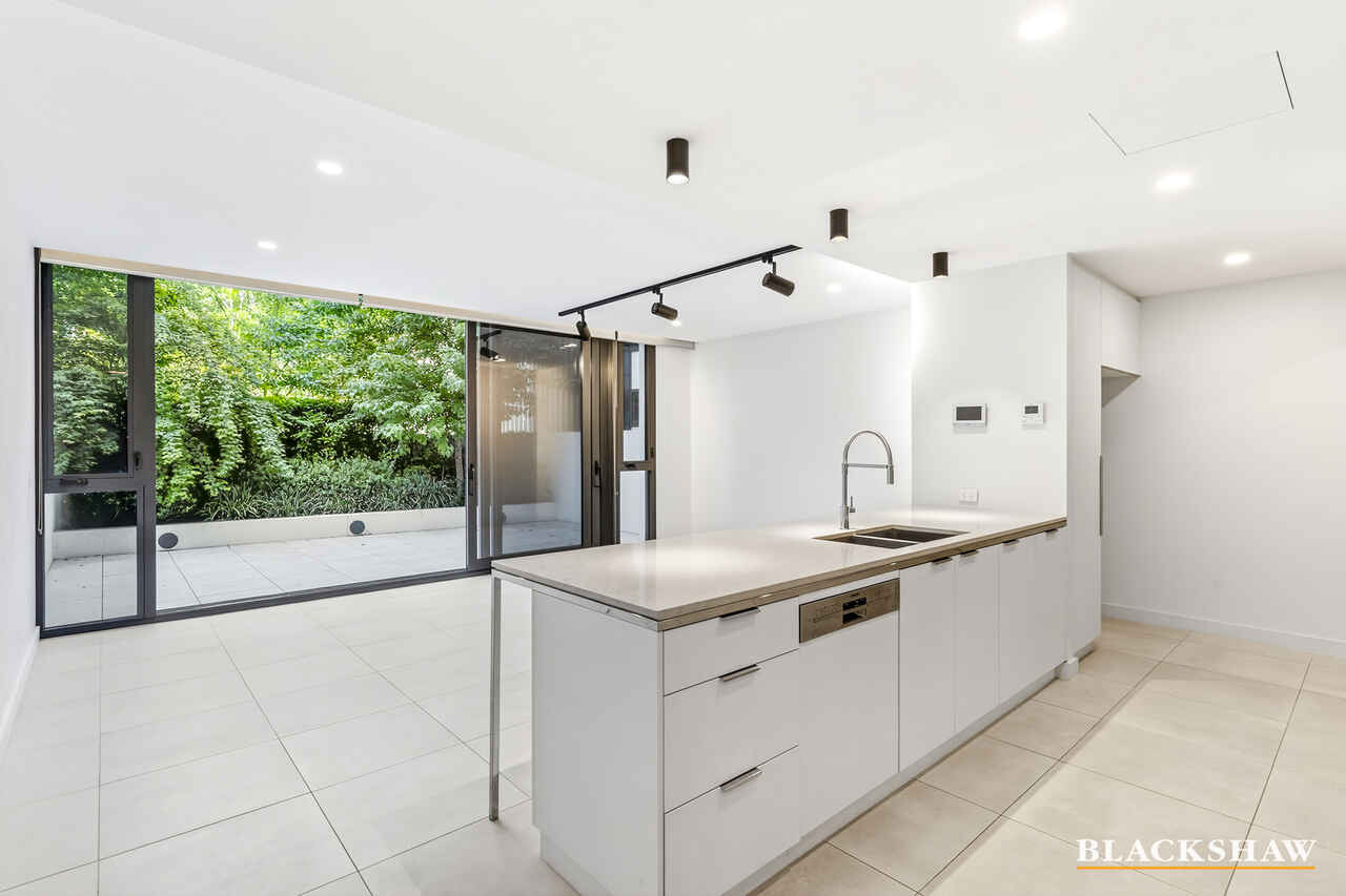 11/22 Canberra Avenue Forrest