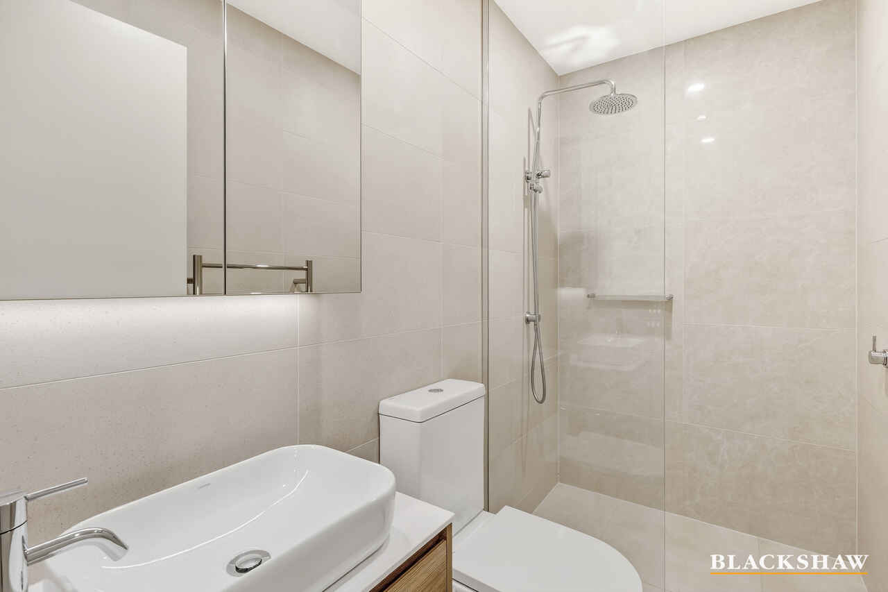 11/22 Canberra Avenue Forrest