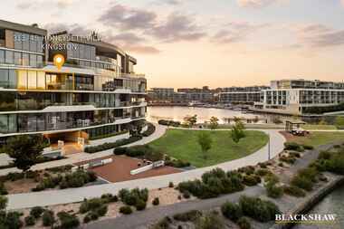 313/45 Honeysett View Kingston