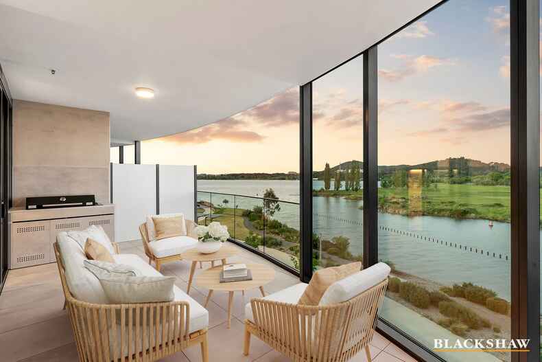 313/45 Honeysett View Kingston