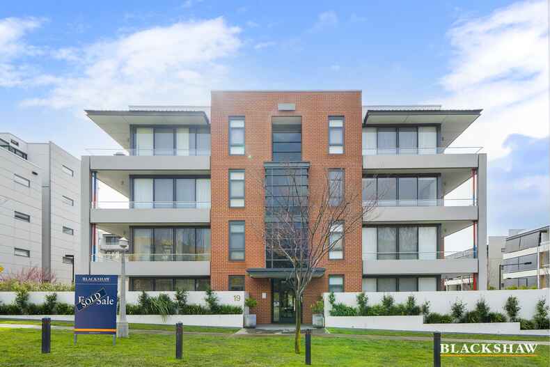 19/19 Leichhardt Street Kingston