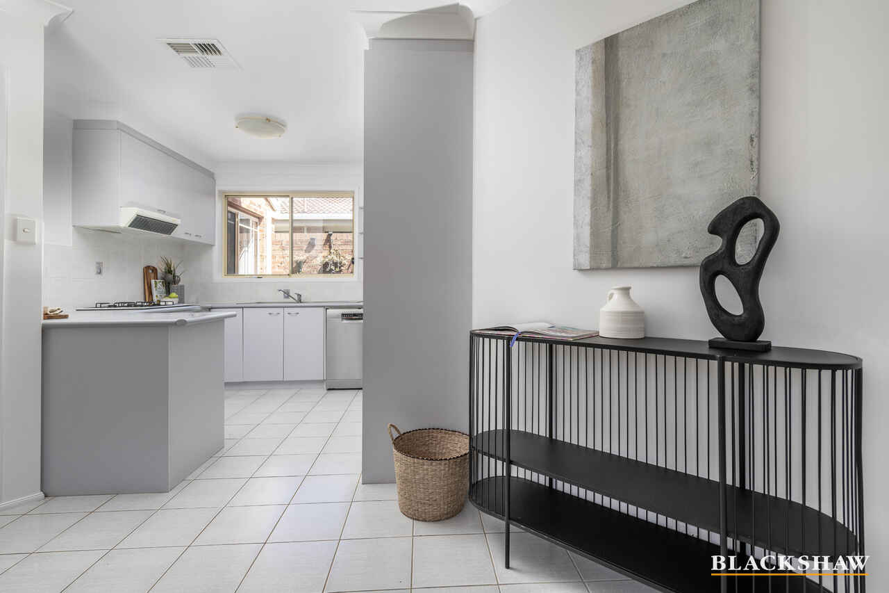 9 Lanley Square Ngunnawal