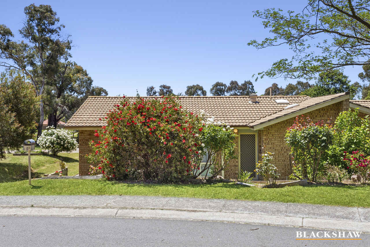 8 Hugh Mckay Crescent Dunlop