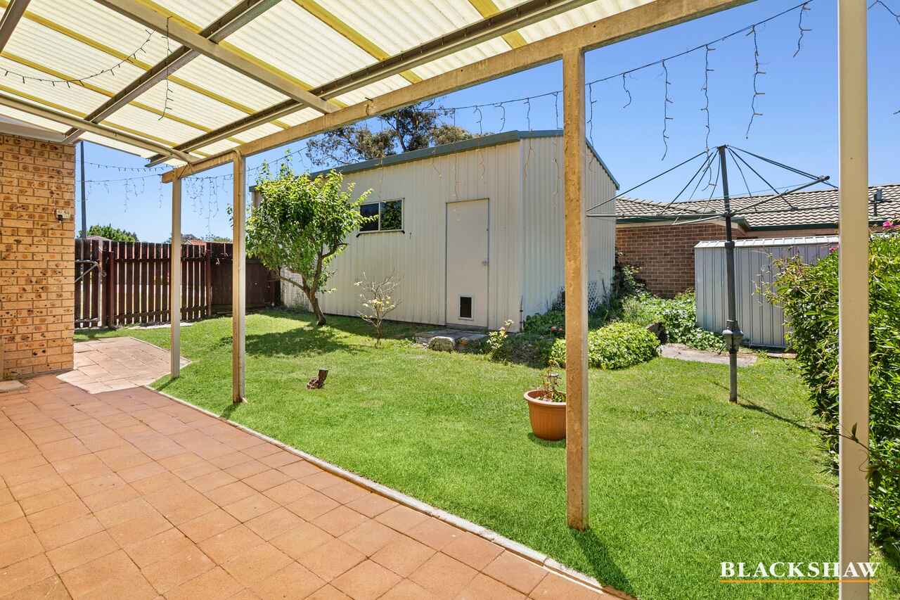 8 Hugh Mckay Crescent Dunlop