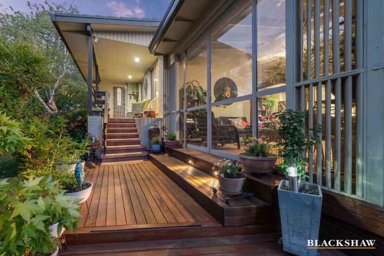 1 Sturgess Place Weston