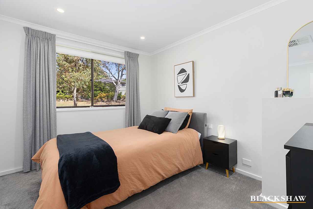 36 Handcock Crescent Macgregor