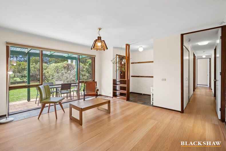 12 Castor Place Giralang 12 Castor Place Giralang