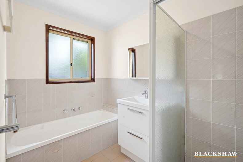 12 Castor Place Giralang 12 Castor Place Giralang