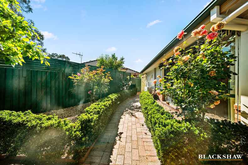 70 Rosewood Glen Jerrabomberra