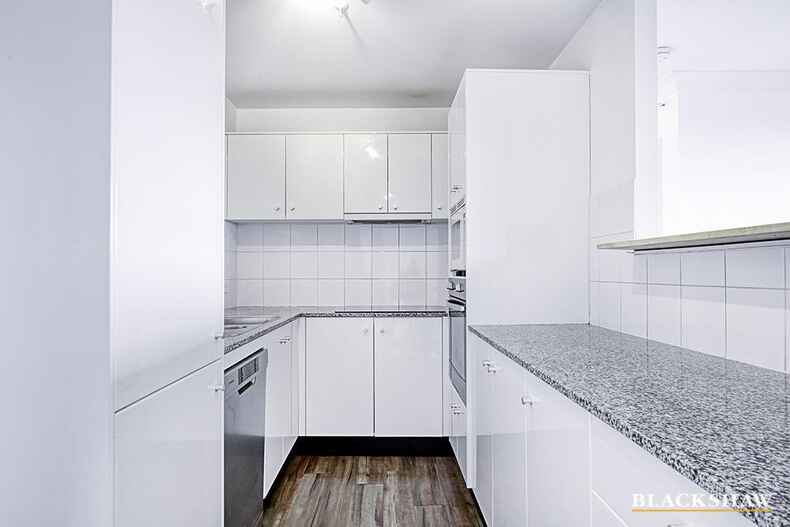 1802/2 Marcus Clarke Street City