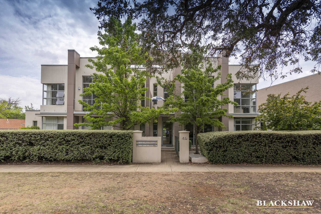 7/42 Henty Street Braddon