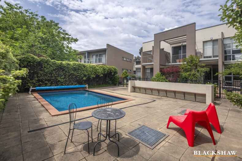 7/42 Henty Street Braddon