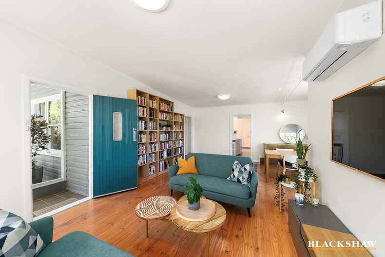 28  Carnegie Crescent Narrabundah