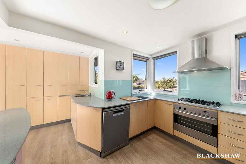 28  Carnegie Crescent Narrabundah