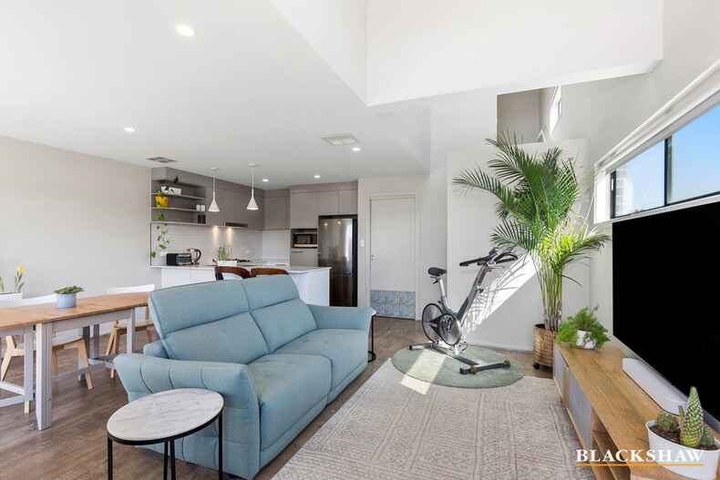 57/1 Bon Scott Crescent Moncrieff