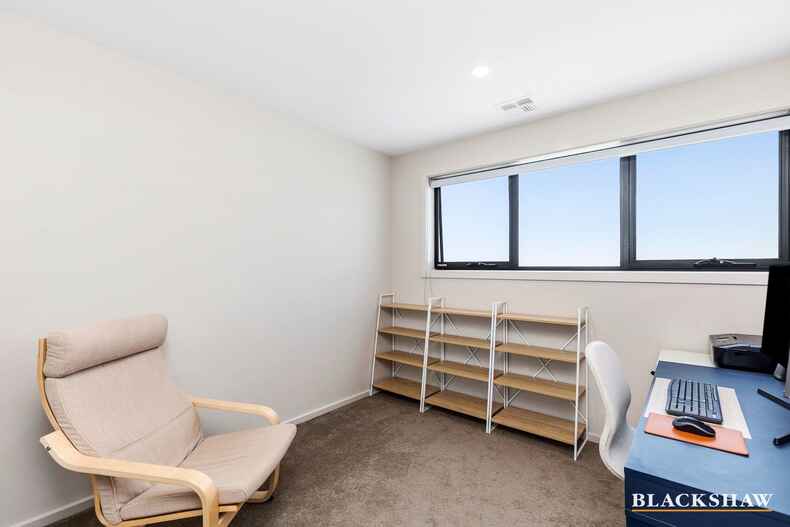 57/1 Bon Scott Crescent Moncrieff