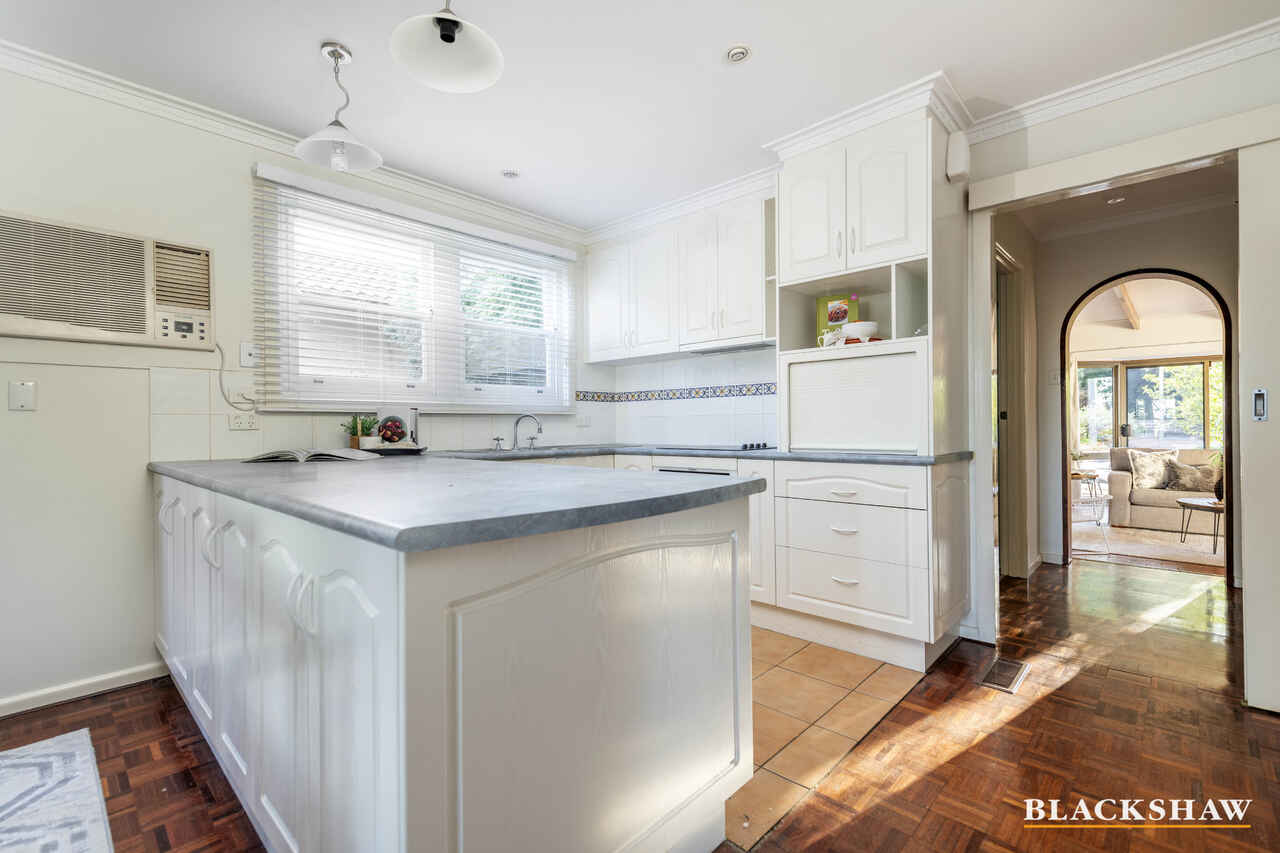 102 Hodgson Crescent Pearce