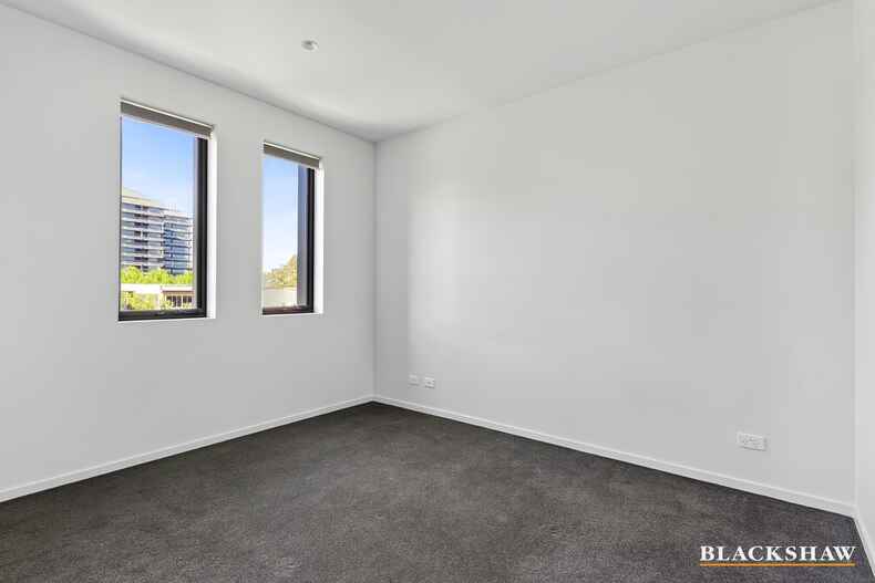 10/27 Moore Street Turner