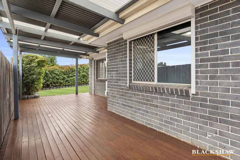 10 Clyde Finlay Street Macgregor 10 Clyde Finlay Street Macgregor