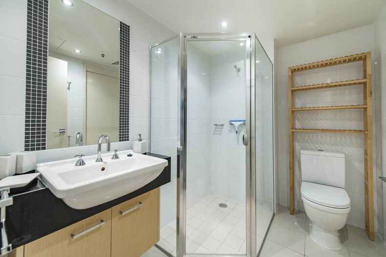 41/3 London Circuit City 41/3 London Circuit City