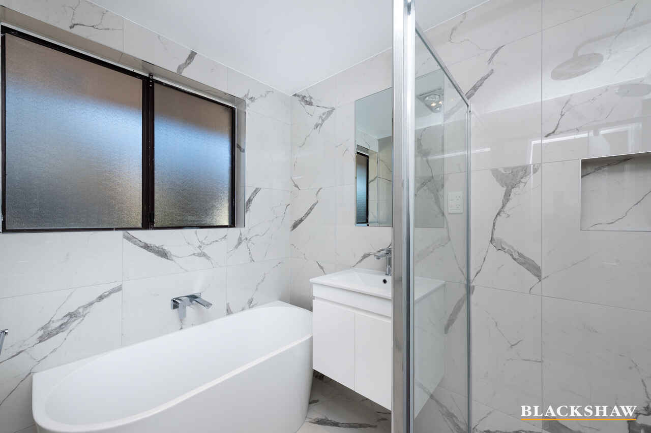 34 Baddeley Crescent Spence