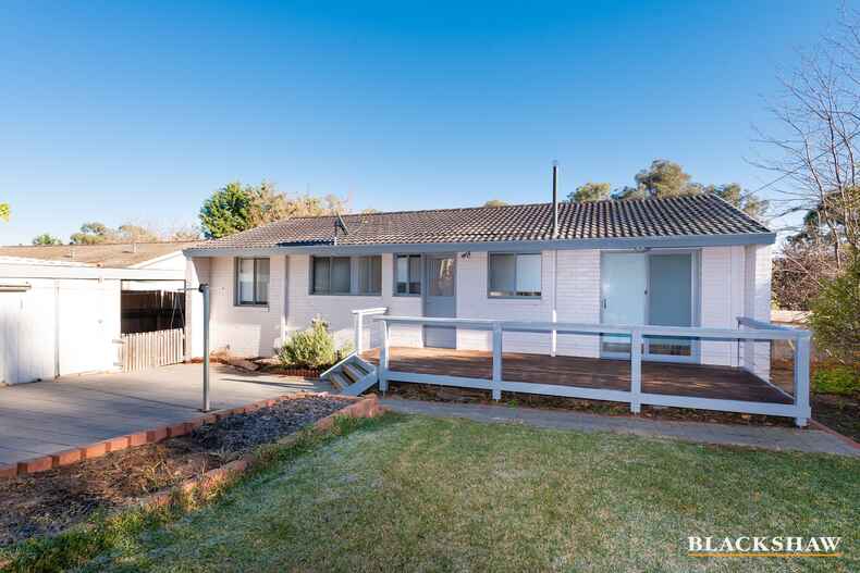 34 Baddeley Crescent Spence 34 Baddeley Crescent Spence