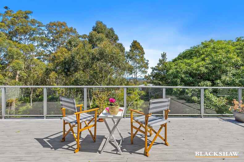 6 Courtenay Crescent Long Beach