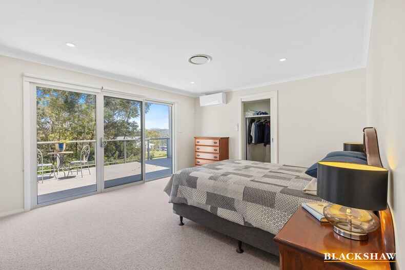 6 Courtenay Crescent Long Beach