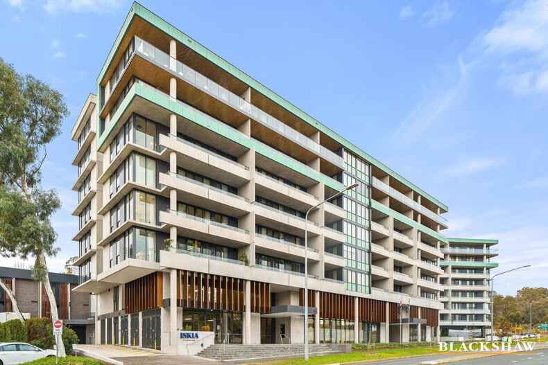 25/81 Constitution Avenue Campbell