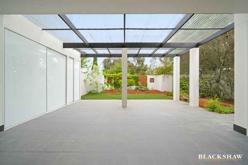 15 Kent Street Deakin