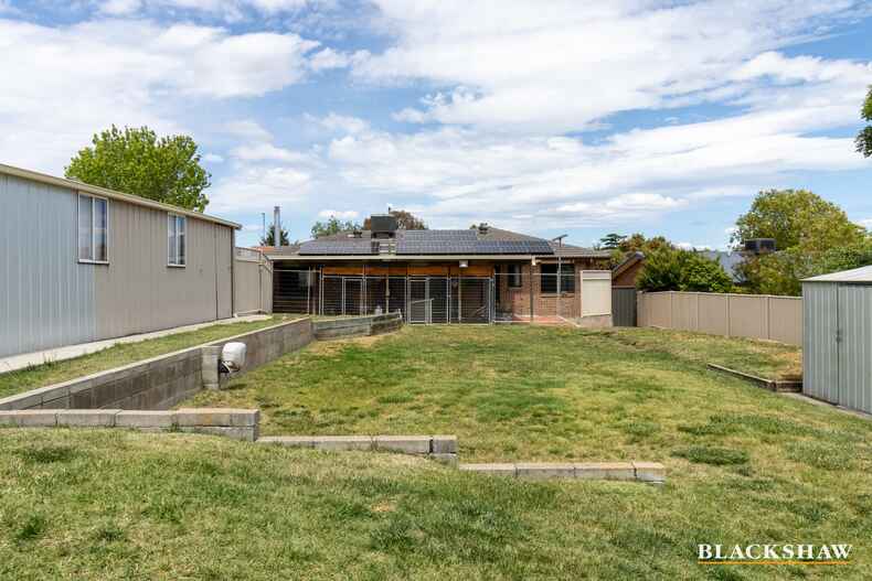 48 Couchman Crescent Chisholm