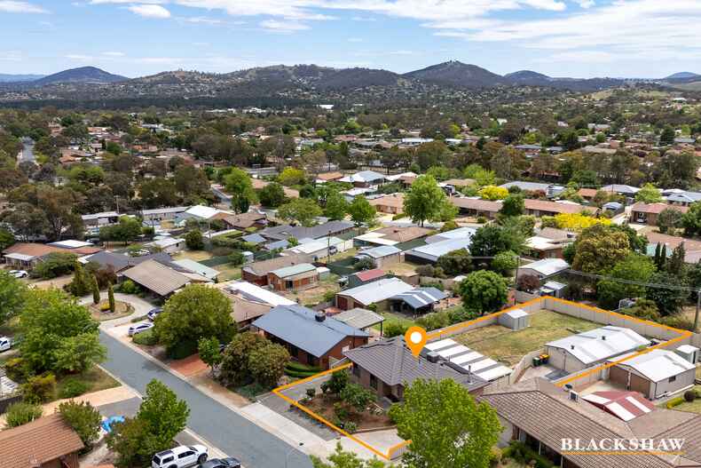 48 Couchman Crescent Chisholm