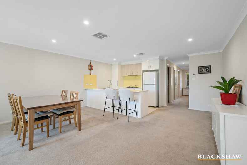 5/73 Dalkin Street Casey 5/73 Dalkin Street Casey