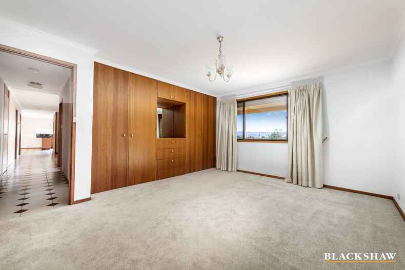 6 Willoughby Crescent Gilmore