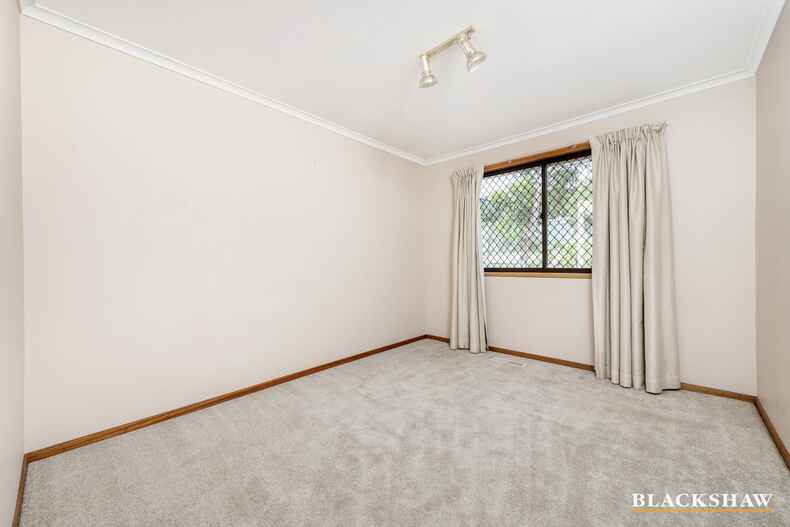 6 Willoughby Crescent Gilmore