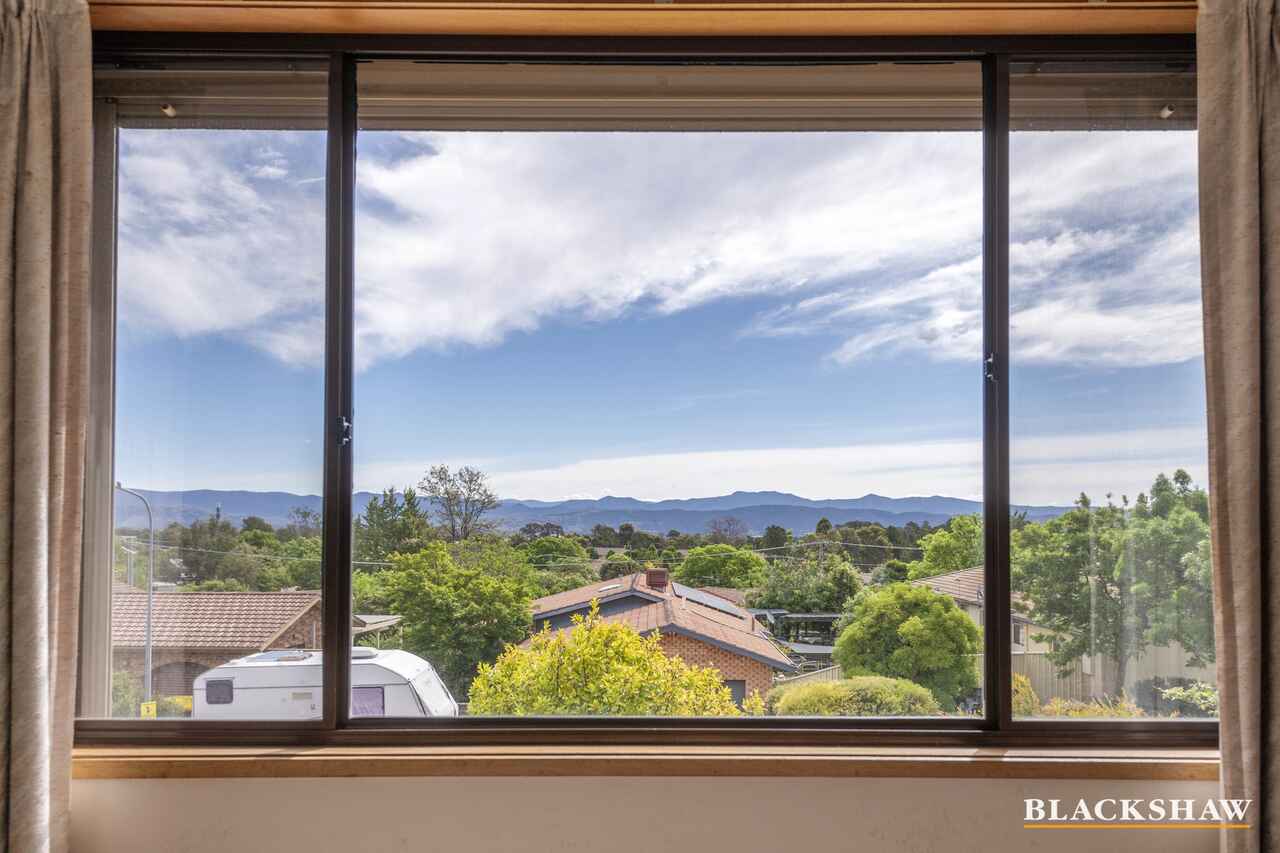 6 Willoughby Crescent Gilmore