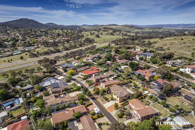 6 Willoughby Crescent Gilmore