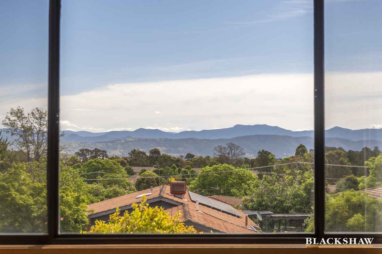 6 Willoughby Crescent Gilmore