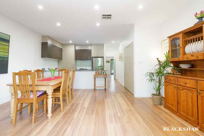 5D Murdoch Street Lyneham