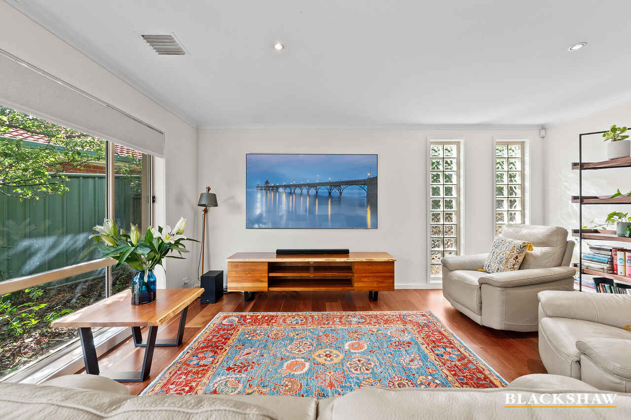 27 Carolyn Jackson Drive Jerrabomberra