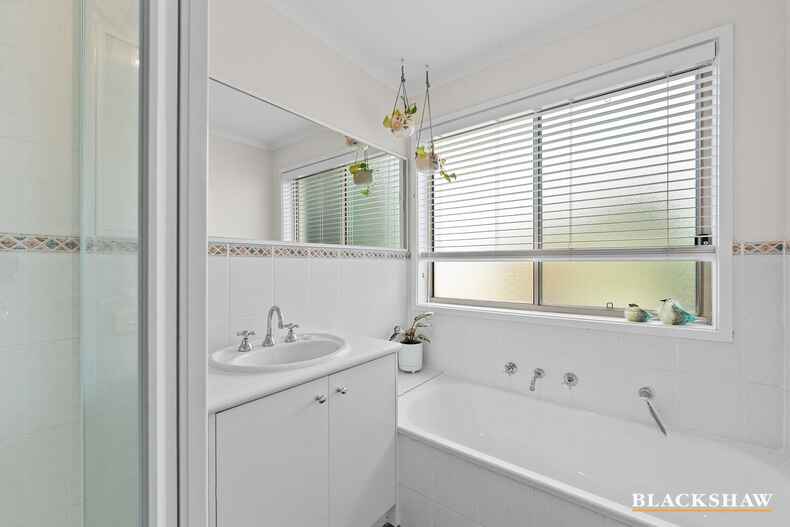 27 Carolyn Jackson Drive Jerrabomberra 27 Carolyn Jackson Drive Jerrabomberra