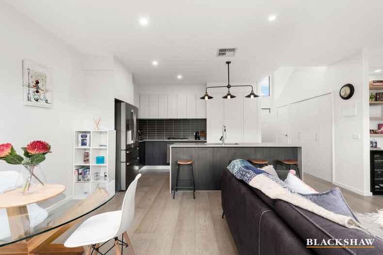 42 Bernard Heinze Avenue Moncrieff