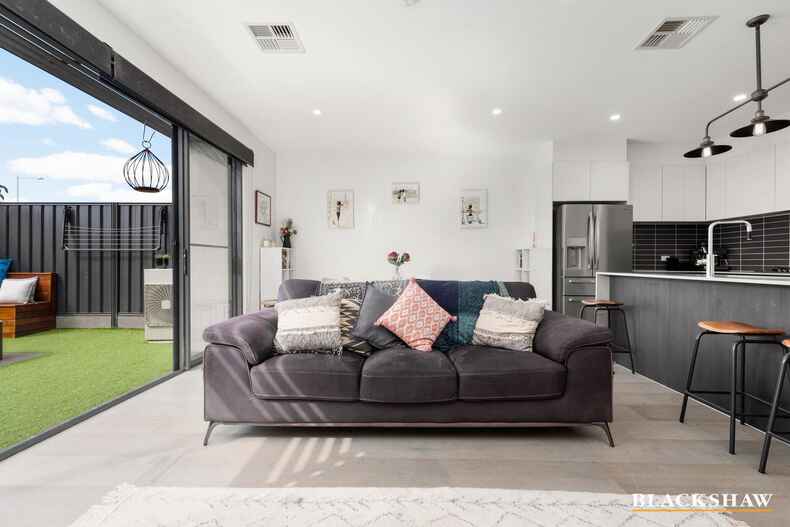 42 Bernard Heinze Avenue Moncrieff