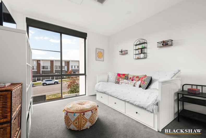 42 Bernard Heinze Avenue Moncrieff