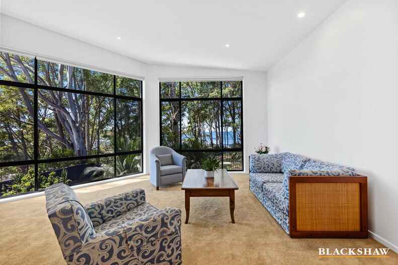 14 Michener Court Long Beach