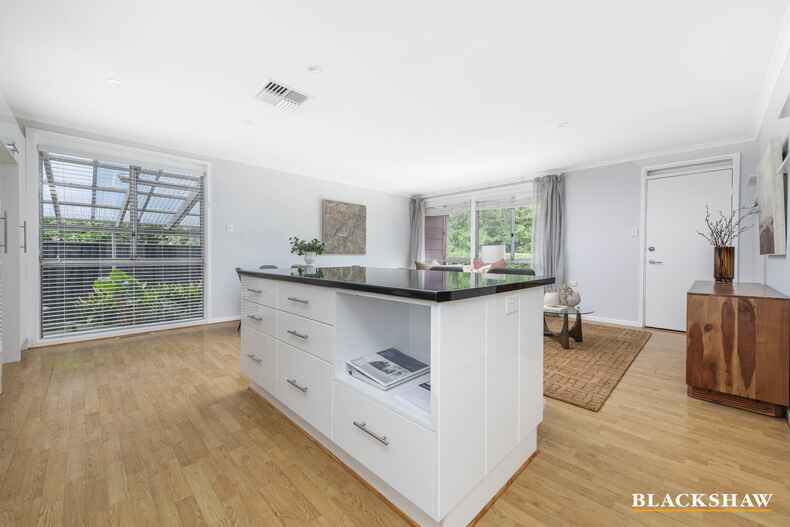 6 Kevin Street Evatt