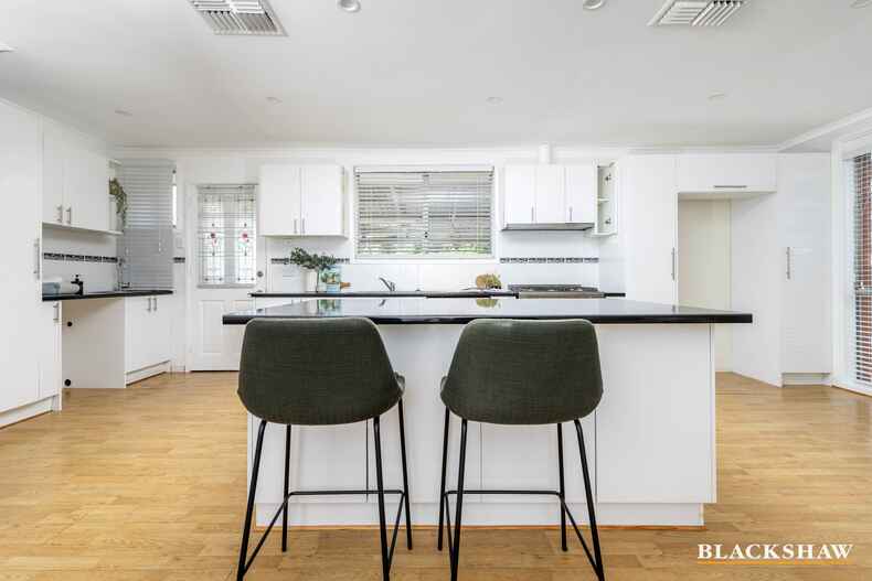 6 Kevin Street Evatt