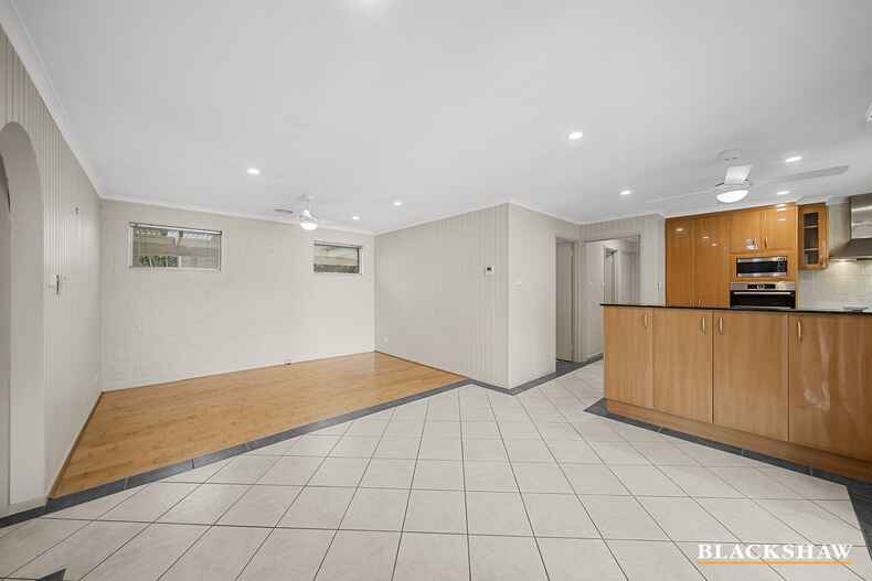 6 Schuler Place Mckellar